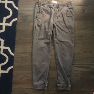 Abercrombie Gray Cargo Joggers